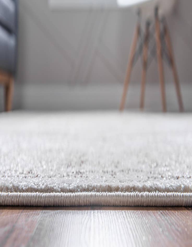 Detail image of  8' x 8' Eden Round Rug