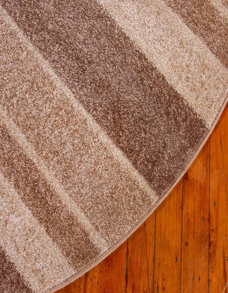 Detail image of  8' x 8' Equinox Round Rug