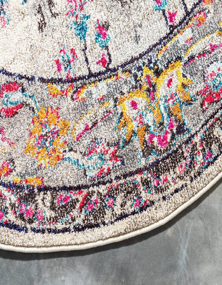 Detail image of  6' x 6'  Washable Fleur Round Rug