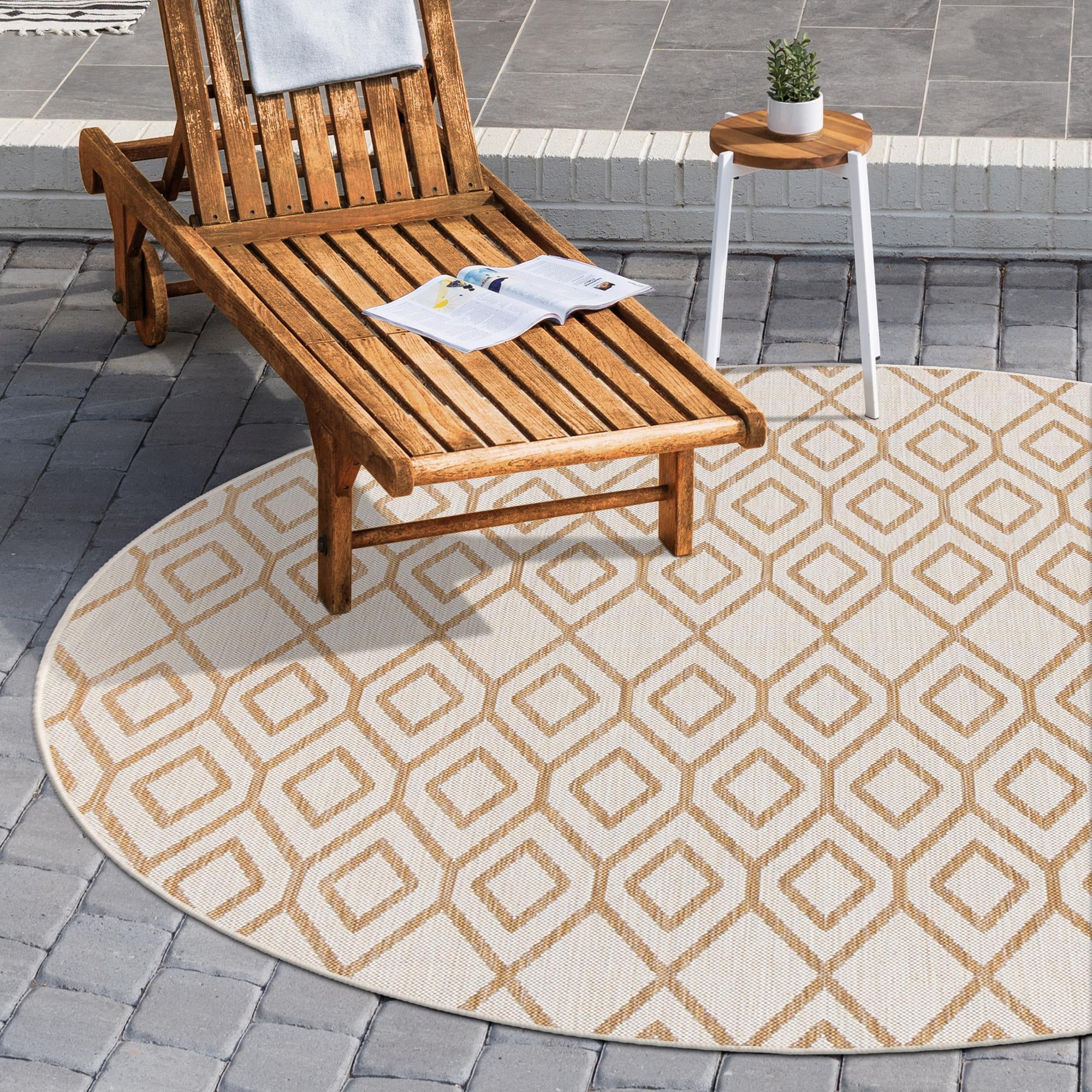 Primary image  7' x 7'  Washable Jill Zarin Indoor / Outdoor Round Rug
