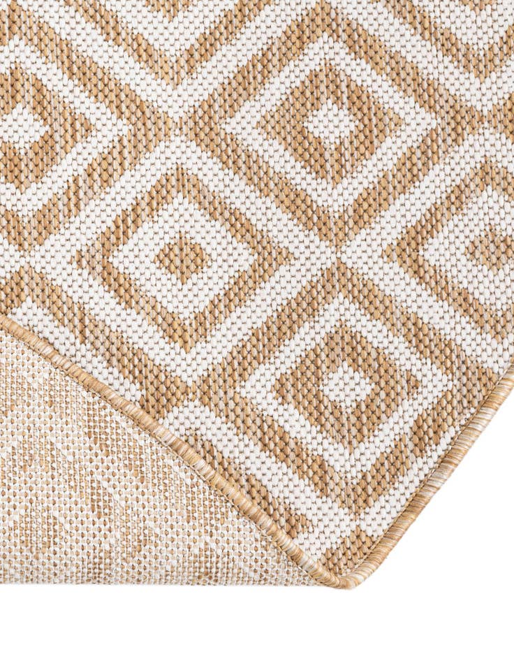 Detail image of  6' 7 x 6' 7  Washable Jill Zarin Costa Rica Indoor / Outdoor Round Rug