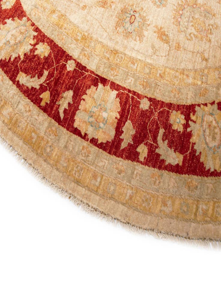 Detail image of  8' 2 x 8' 4 Kaizar Wool Round Rug