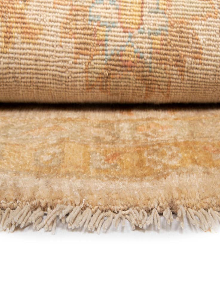 Detail image of  8' 4 x 8' 4 Kaizar Wool Round Rug