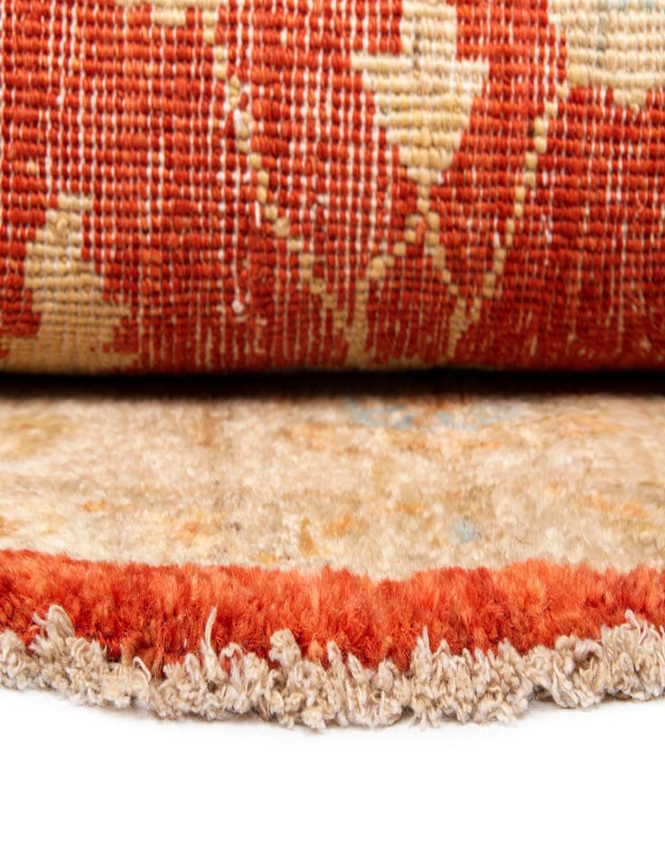 Detail image of  4' 11 x 5' Kaizar Wool Round Rug