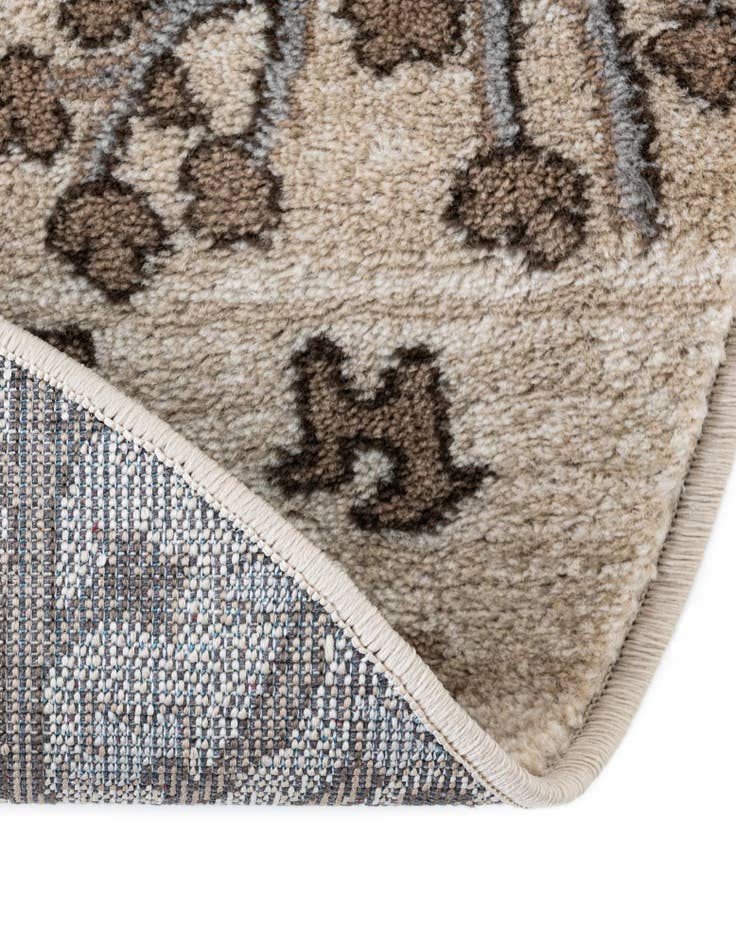 Detail image of  7' 10 x 7' 10 Laguna Round Rug