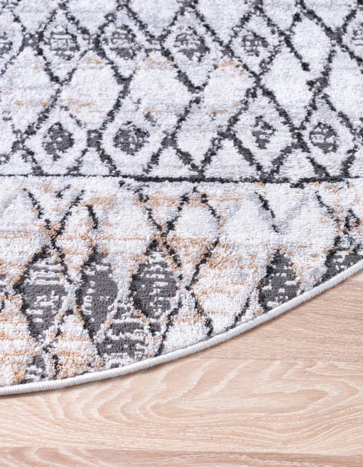 Detail image of  3' 3 x 3' 3 Leipzig Round Rug