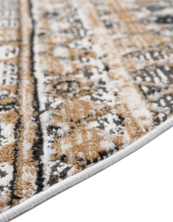 Detail image of  3' 3 x 3' 3 Leipzig Round Rug