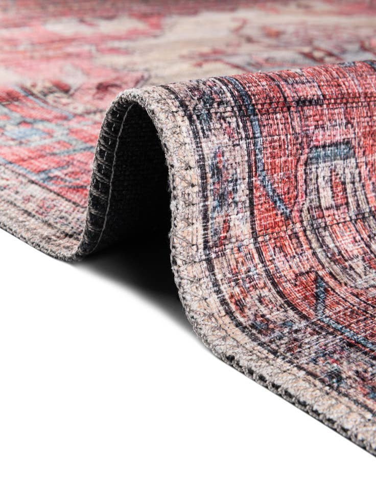 Detail image of  10' 6 x 10' 6  Washable Maahru Round Rug