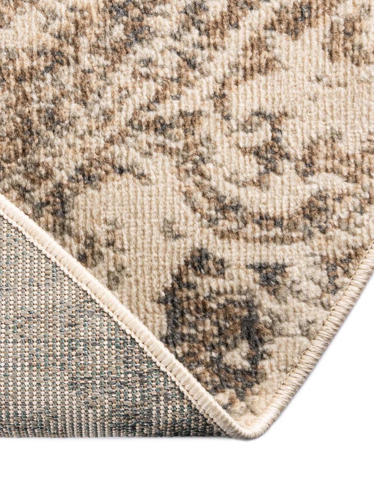 Detail image of  8' x 8' Mojave Round Rug