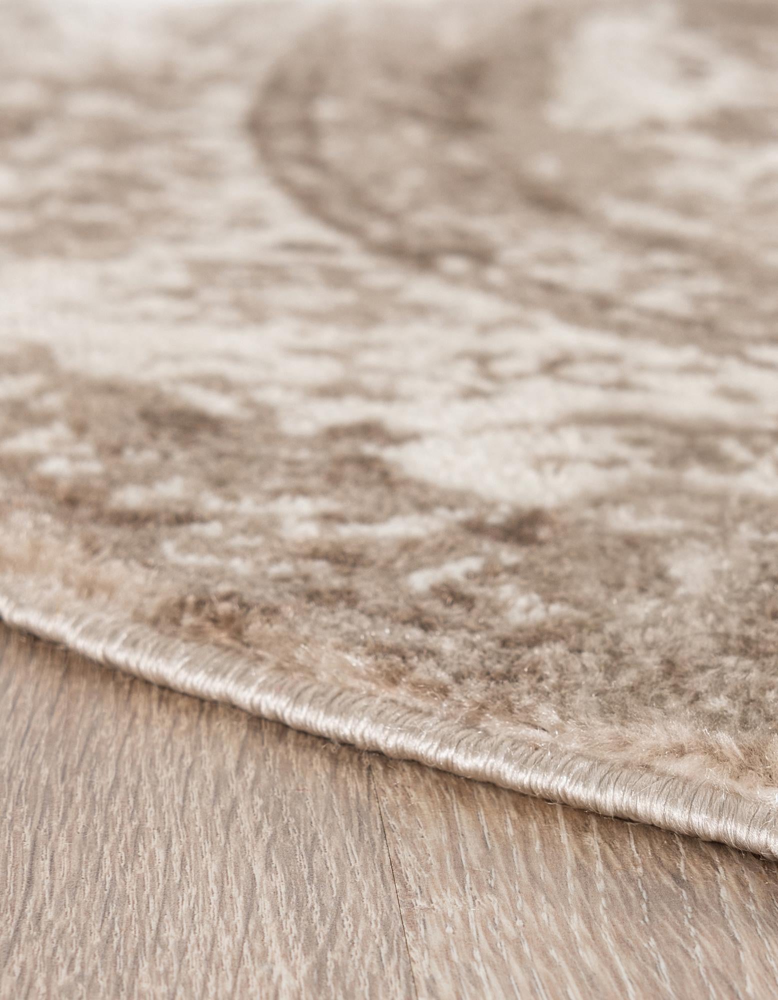  13' x 13' Monte Carlo Round Rug