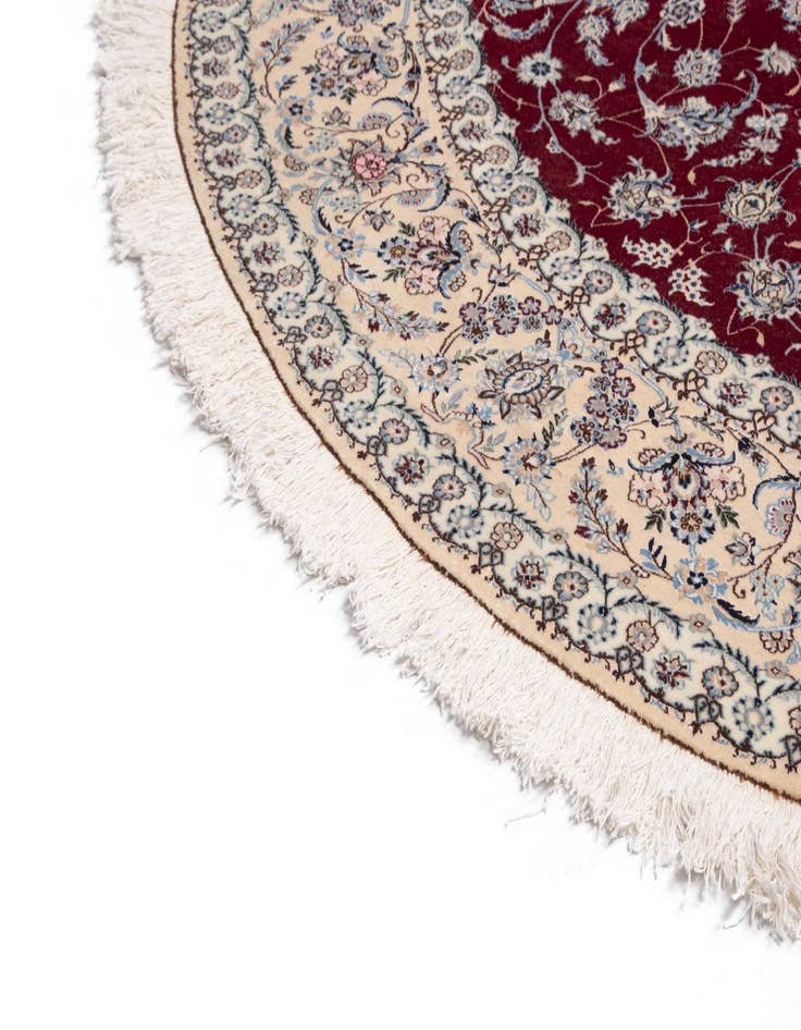 Detail image of  8' 1 x 8' 2 Nain Round Rug