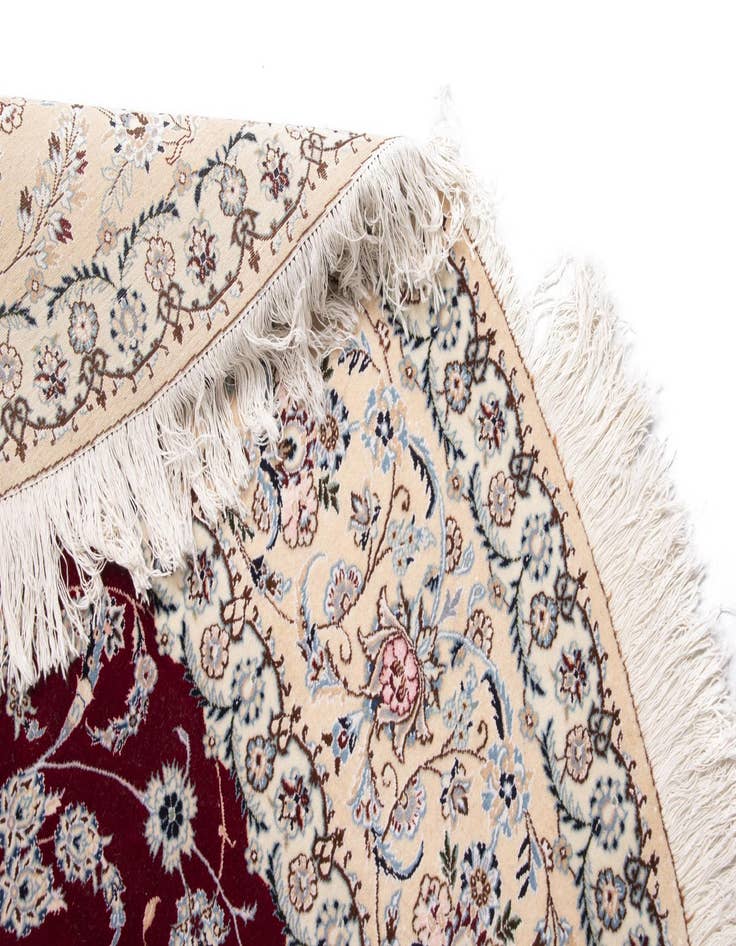 Detail image of  8' 1 x 8' 2 Nain Round Rug