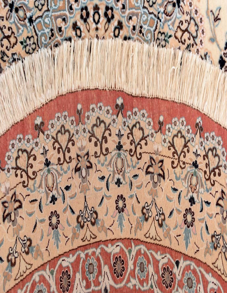 Detail image of  5' 3 x 5' 3 Nain Round Rug