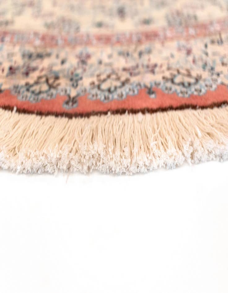 Detail image of  5' 3 x 5' 3 Nain Round Rug