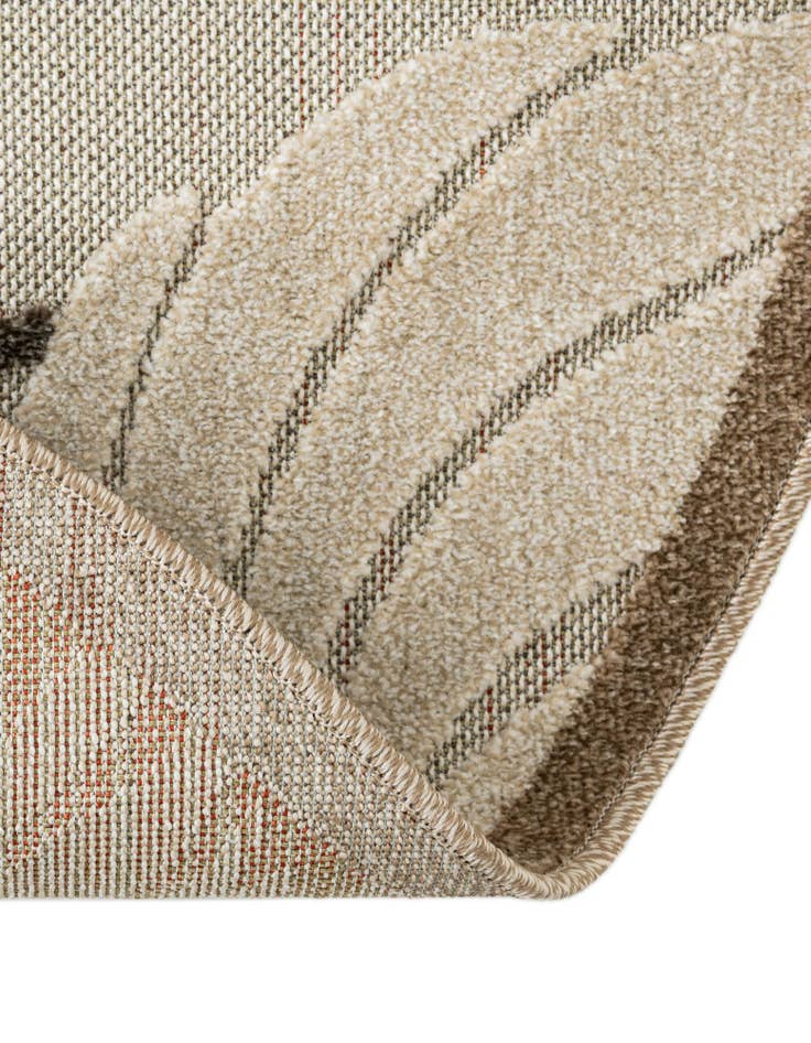 Detail image of  5' 3 x 5' 3  Washable Botanical Indoor / Outdoor Round Rug