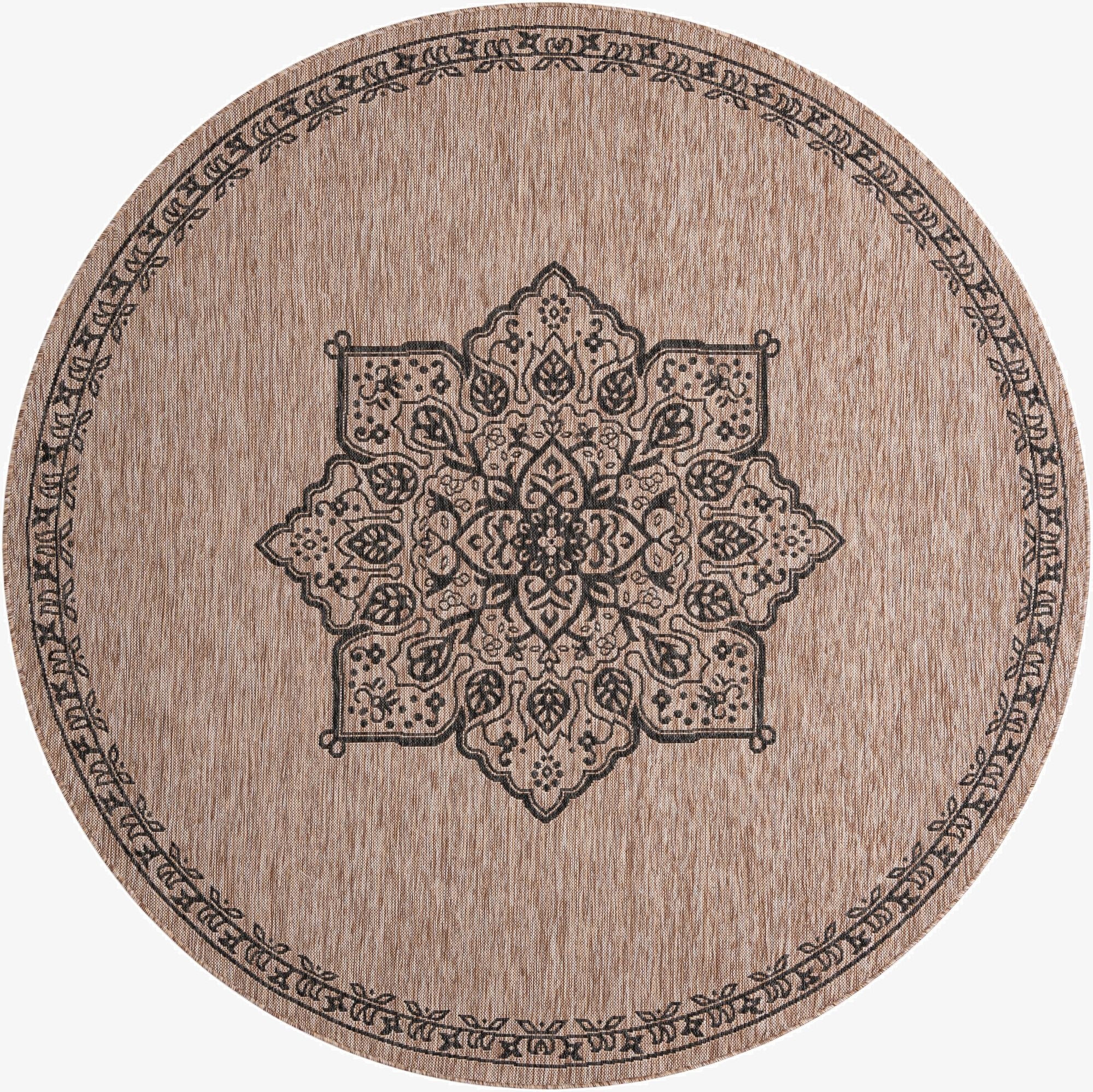  7' 10 x 7' 10  Washable Traditional Indoor / Outdoor Round Rug