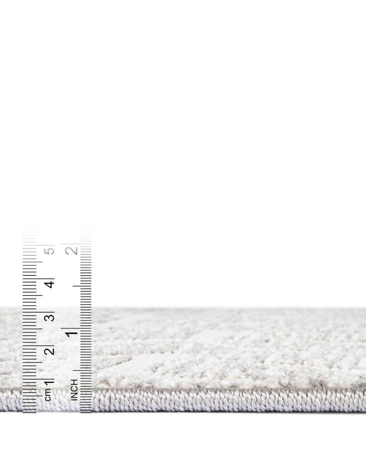 Detail image of  8' x 8'  Washable Sabrina Soto Aston Indoor / Outdoor Round Rug