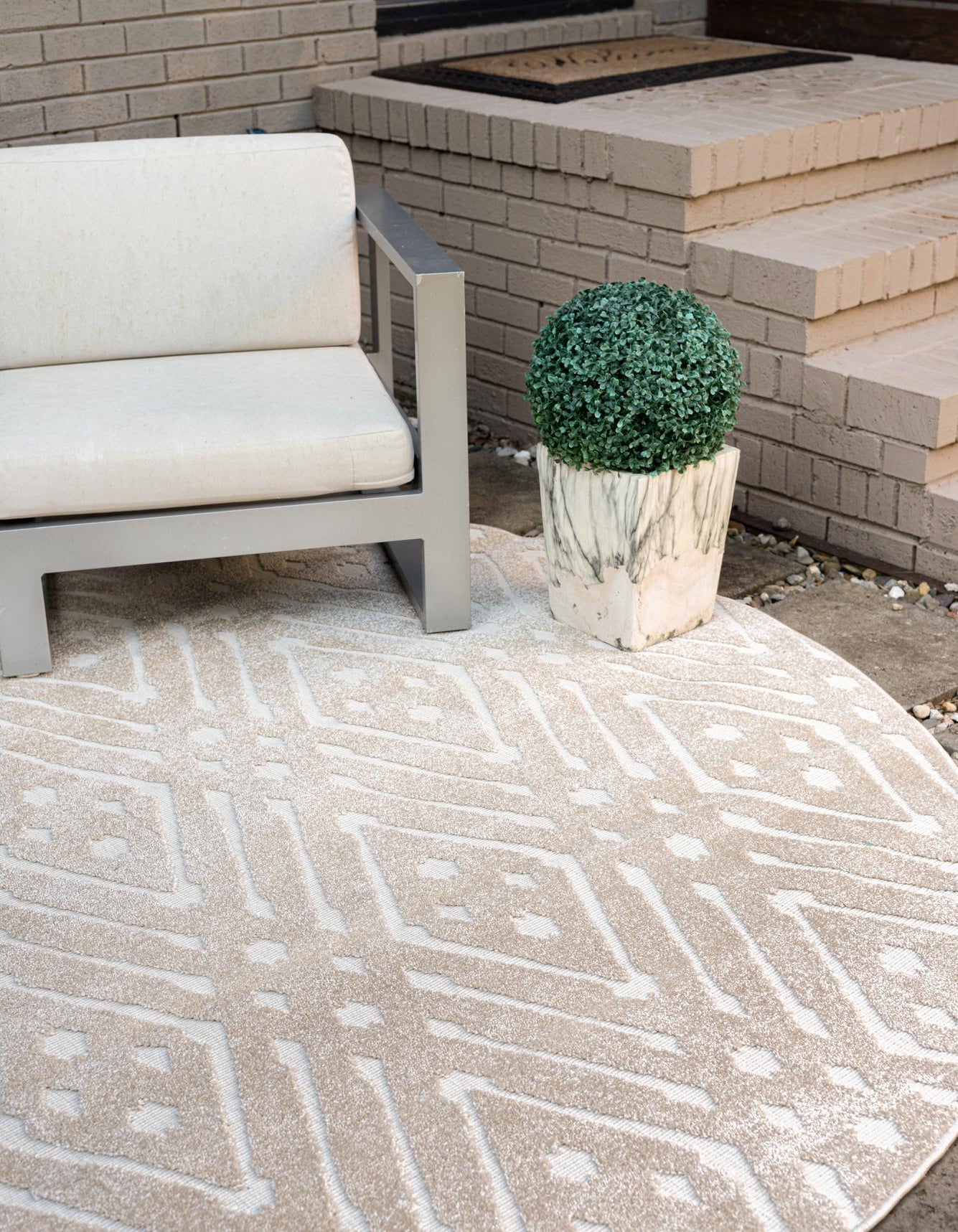 Beige 8' x 8' Sabrina Soto Ella Indoor / Outdoor Round Rug | Rugs.com