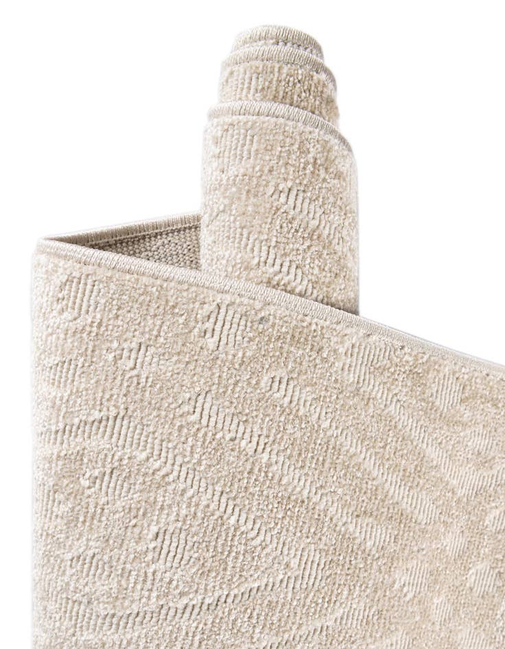 Detail image of  8' x 8'  Washable Sabrina Soto Ella Indoor / Outdoor Round Rug