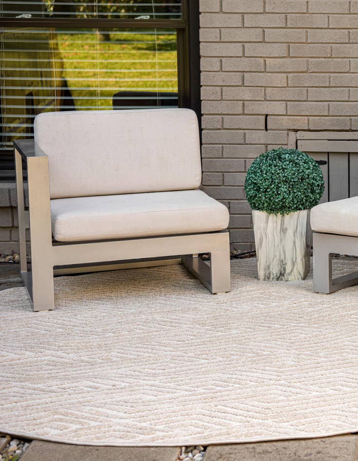 Detail image of  8' x 8'  Washable Sabrina Soto Hudson Indoor / Outdoor Round Rug