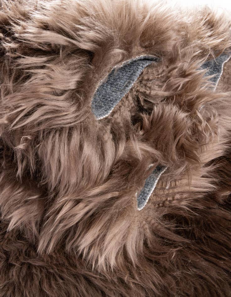 Detail image of  2' x 2' Sheepskin Round Rug