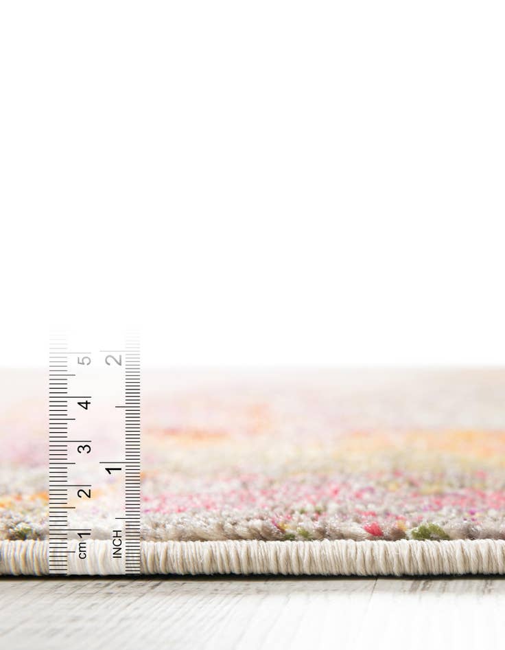 Detail image of  3' 3 x 3' 3  Washable Theia Round Rug