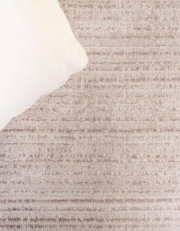 Detail image of Jill Zarin 5' 3 x 5' 3 Uptown Lenox Hill Round Rug