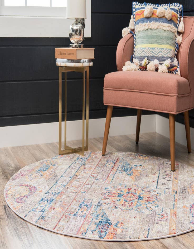 Detail image of  8' x 8' Vega Round Rug