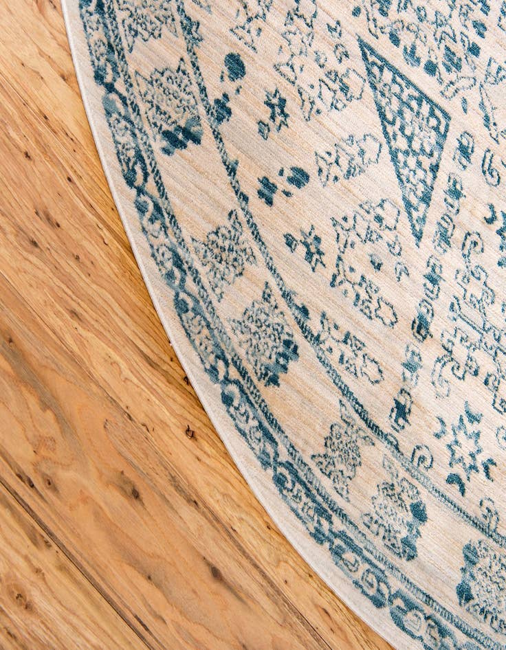 Detail image of  6' x 6' Victoria Round Rug