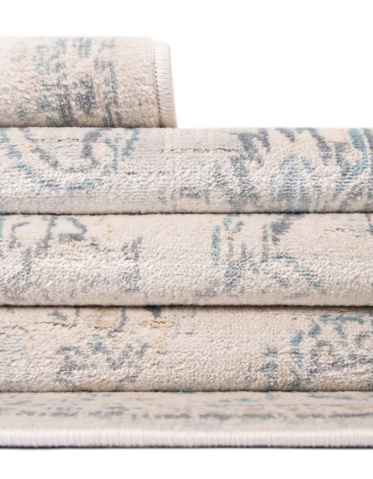 Detail image of  6' x 6' Victoria Round Rug