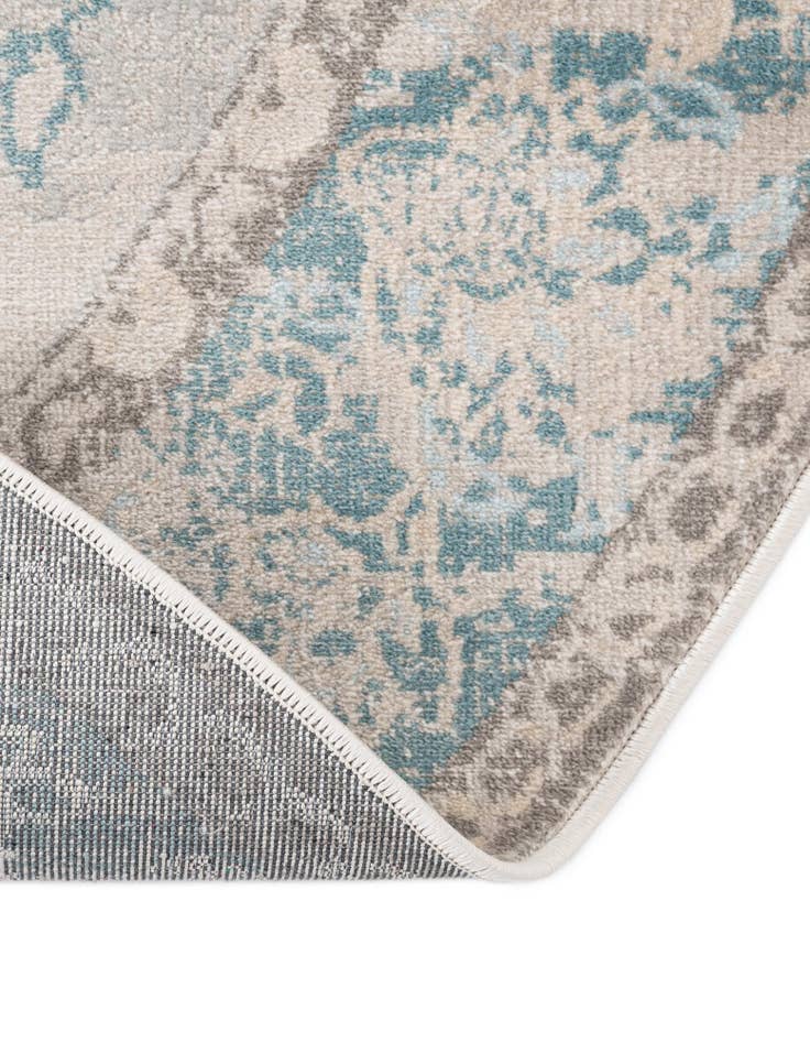 Detail image of  6' x 6' Victoria Round Rug