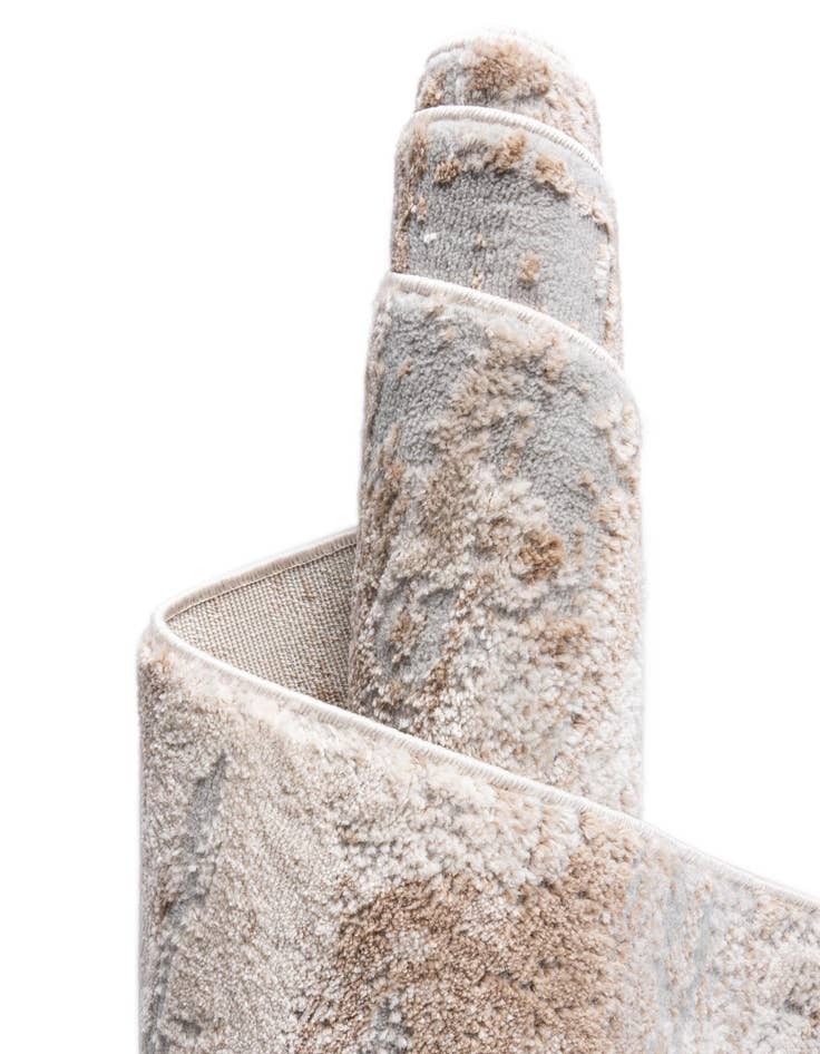 Detail image of  2' x 8' 3219721 Runner Rug