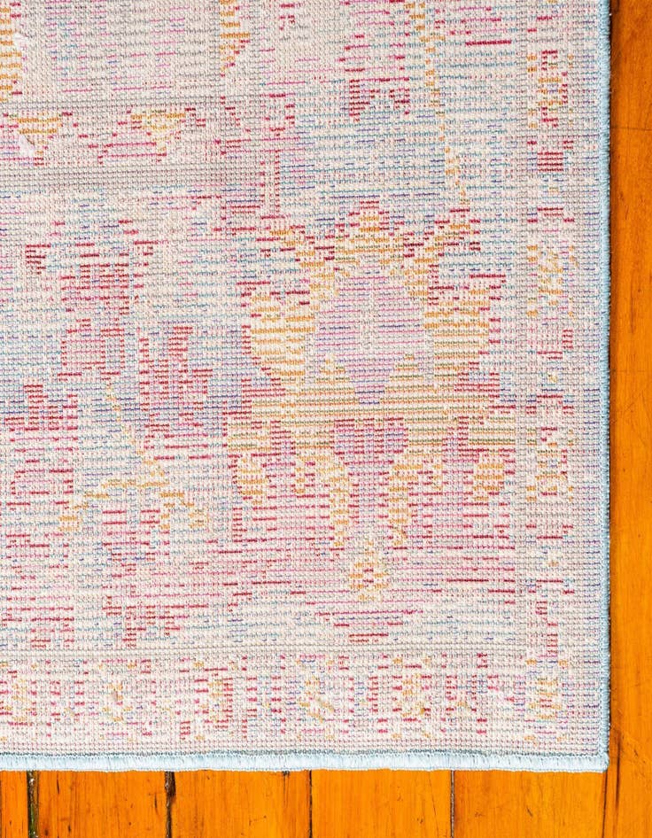 Detail image of  2' 7 x 9' 10 Alexis Runner Rug