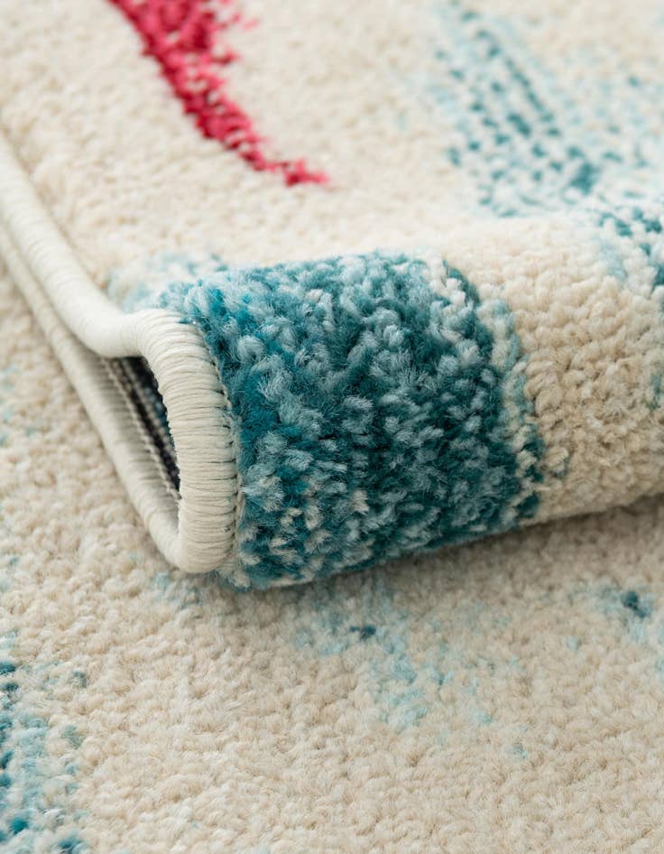 Detail image of  2' 7 x 10'  Washable Amalfi Runner Rug