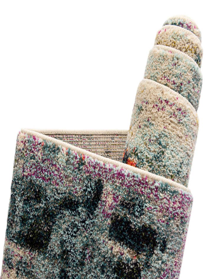 Detail image of  2' 2 x 6' 9  Washable Amalfi Runner Rug