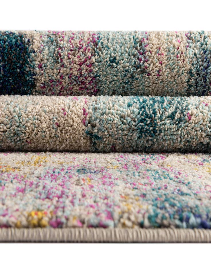 Detail image of  2' 2 x 6' 9  Washable Amalfi Runner Rug