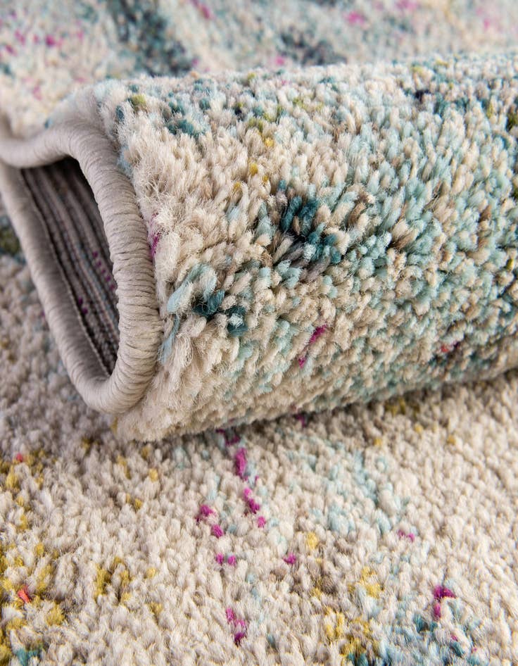 Detail image of  2' 2 x 6' 9  Washable Amalfi Runner Rug