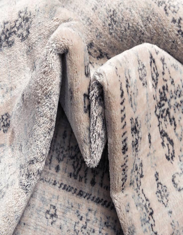 Detail image of  2' 2 x 6' Apollo Runner Rug