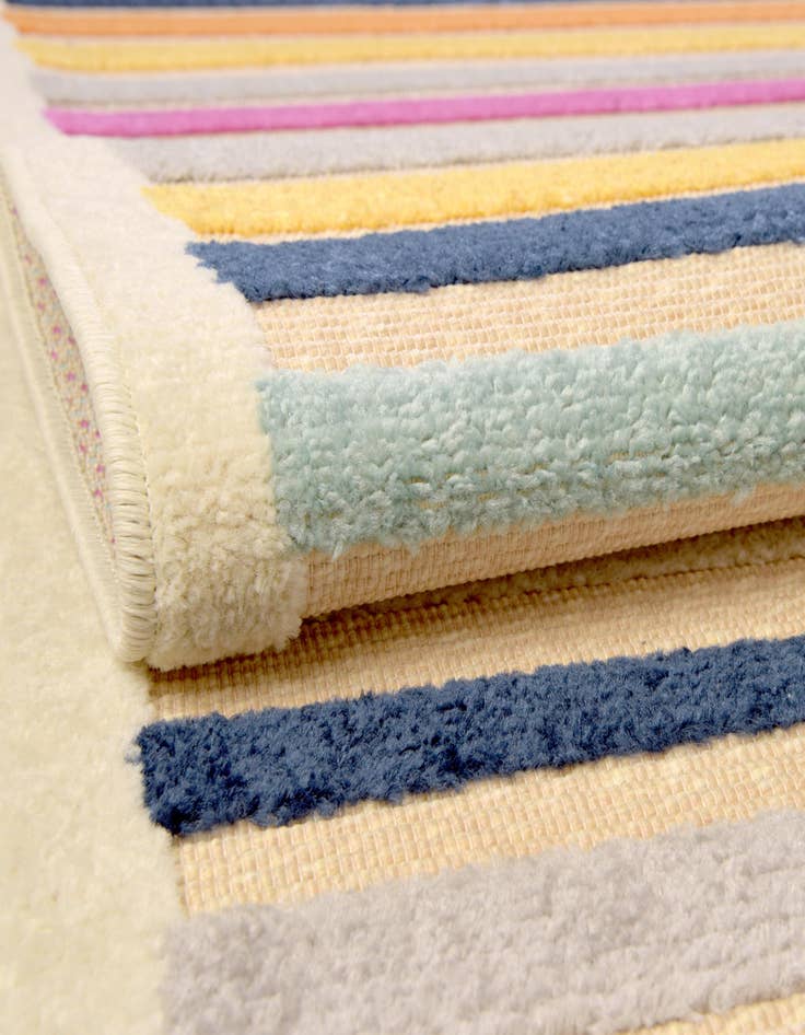 Detail image of  2' x 8'  Washable Aruba Indoor / Outdoor Runner Rug