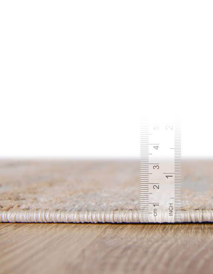 Detail image of  2' 2 x 6' Caspian Runner Rug