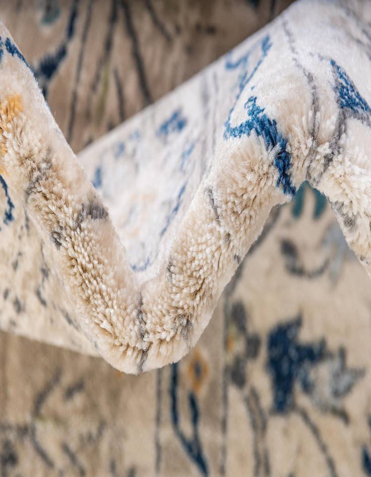 Detail image of  2' x 5' Dahlia Runner Rug