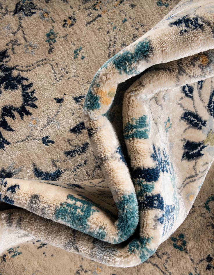 Detail image of  2' x 5' Dahlia Runner Rug