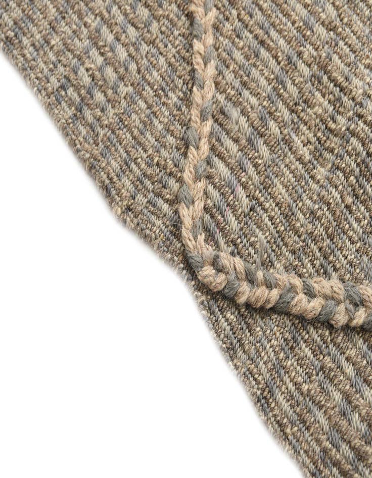 Detail image of  2' 6 x 10'  Hand Knotted Darya Wool Runner Rug