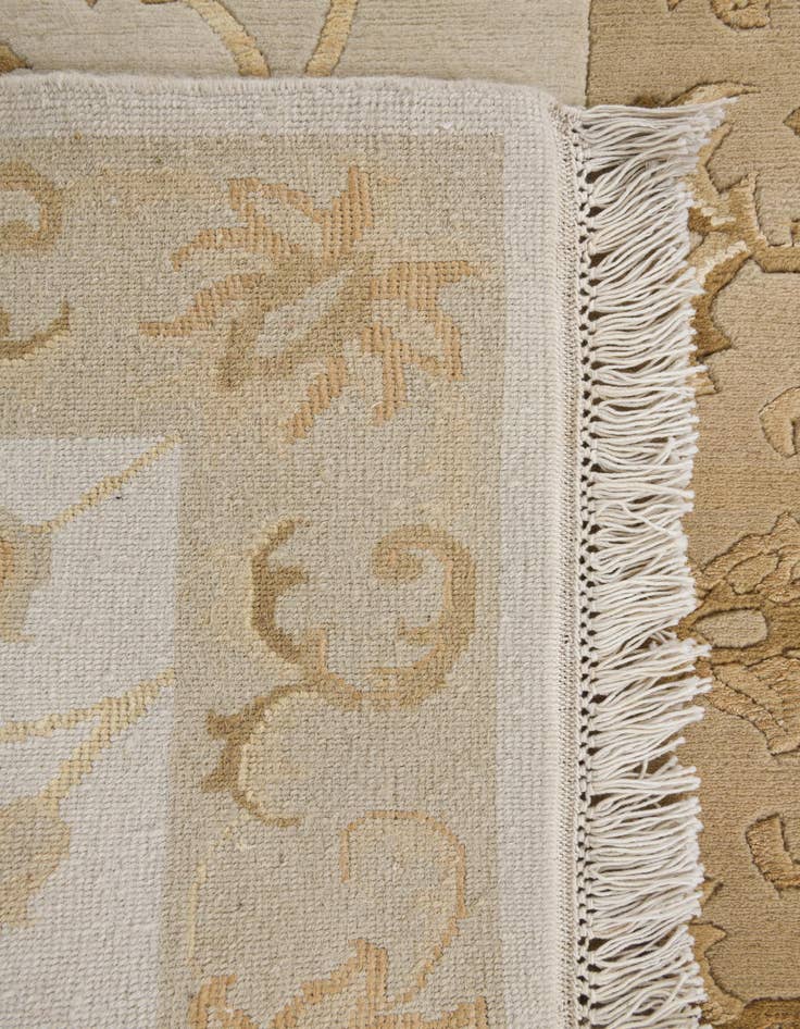 Detail image of  2' 8 x 9' 8  Hand Knotted Darya Wool Runner Rug