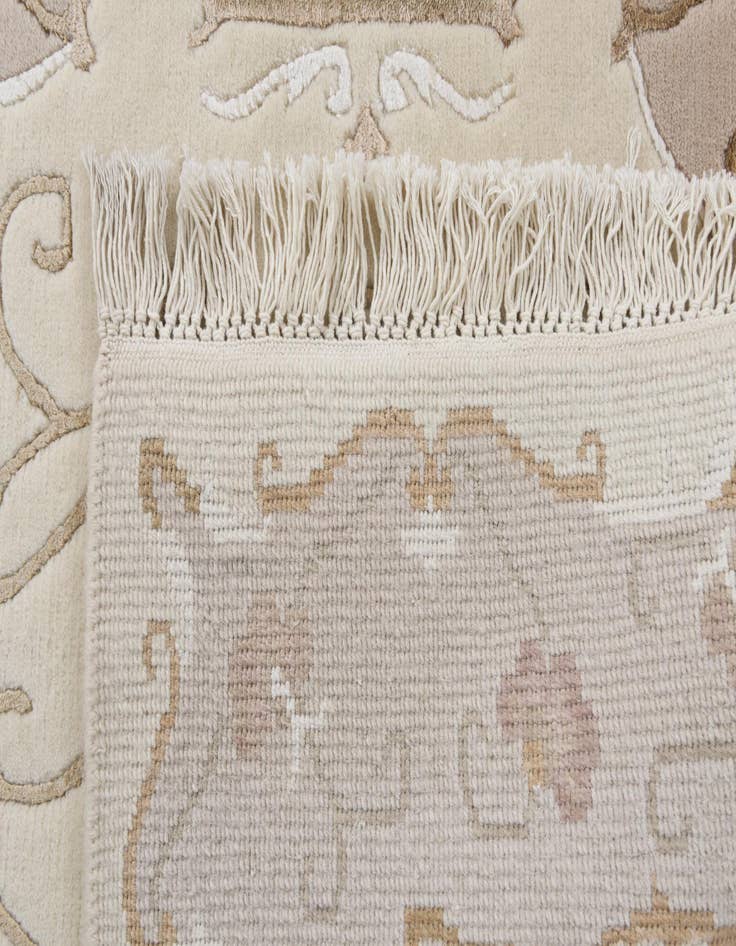Detail image of  2' 11 x 9' 9  Hand Knotted Darya Wool Runner Rug