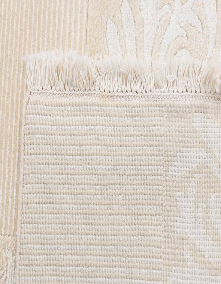 Detail image of  2' 7 x 9' 8  Hand Knotted Darya Wool Runner Rug