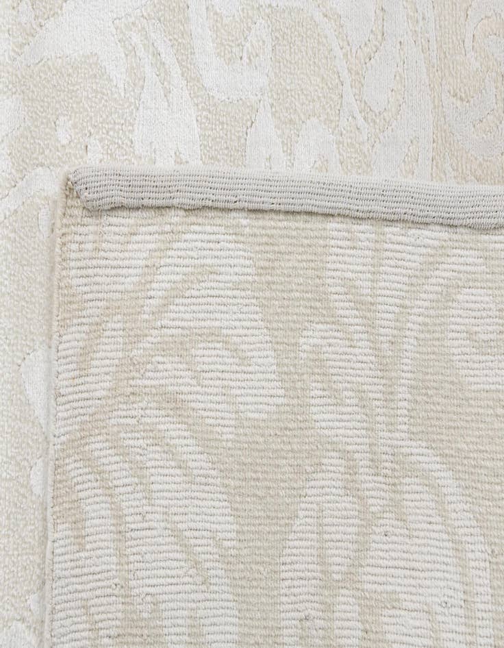 Detail image of  2' 11 x 9' 10  Hand Knotted Darya Wool Runner Rug