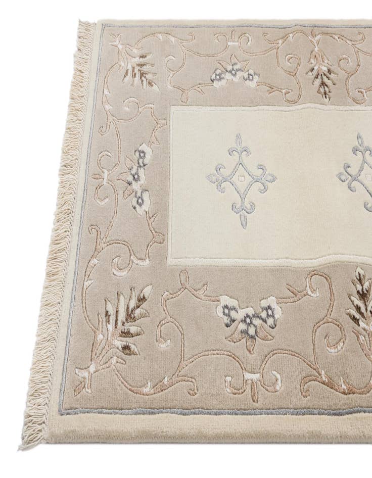 Detail image of  2' 11 x 9' 7  Hand Knotted Darya Wool Runner Rug