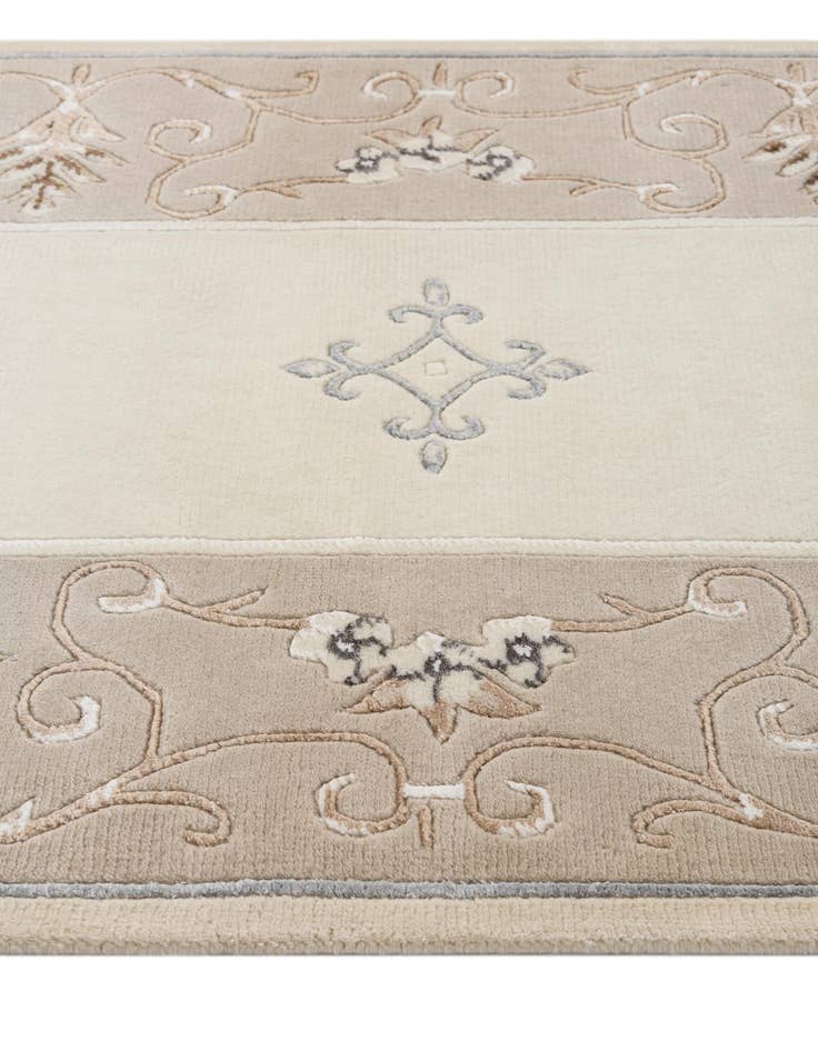 Detail image of  2' 11 x 9' 7  Hand Knotted Darya Wool Runner Rug