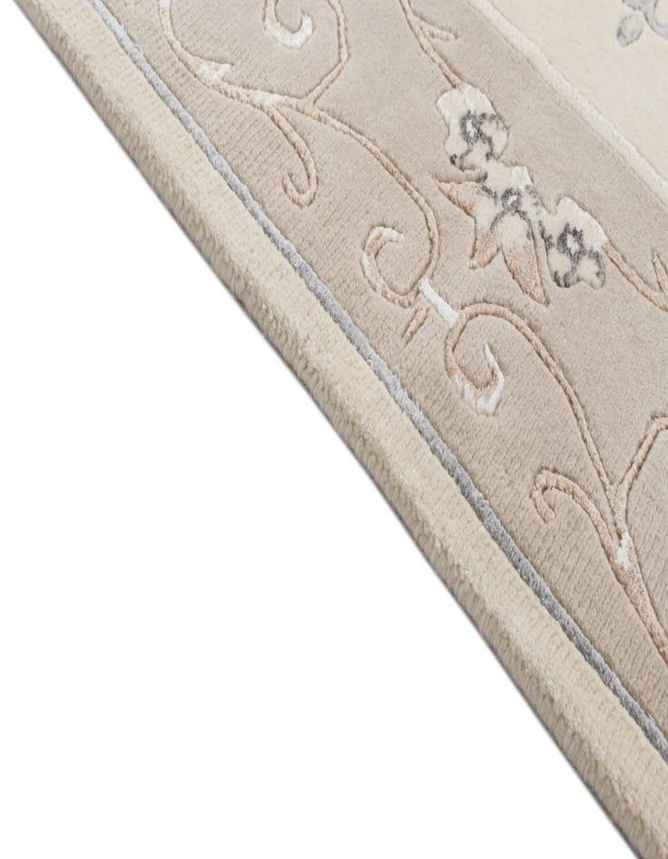 Detail image of  2' 11 x 9' 7  Hand Knotted Darya Wool Runner Rug